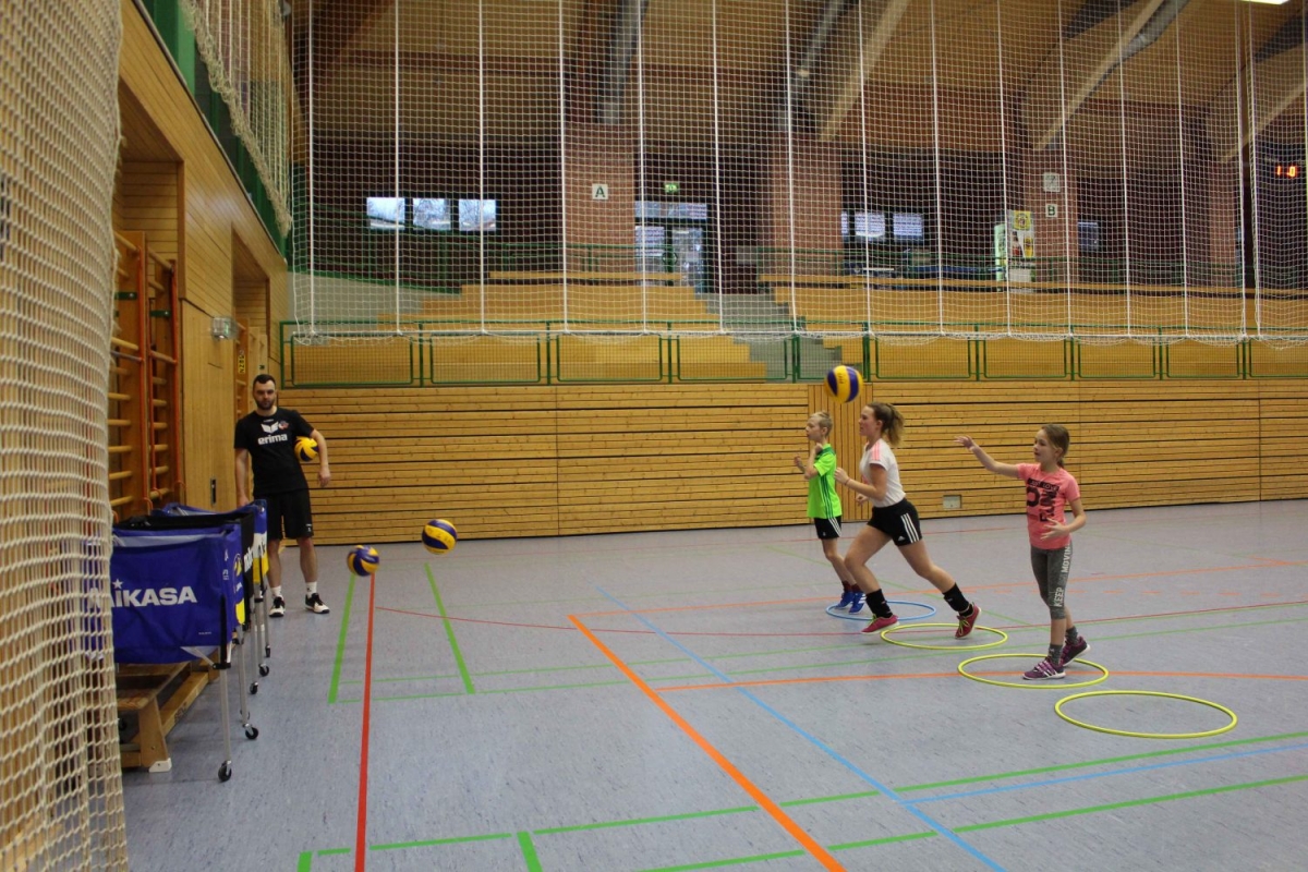 Projekt Volleyball macht Schule: Hallen-Biathlon . Wolfsgrube Suhl 11.02.2019