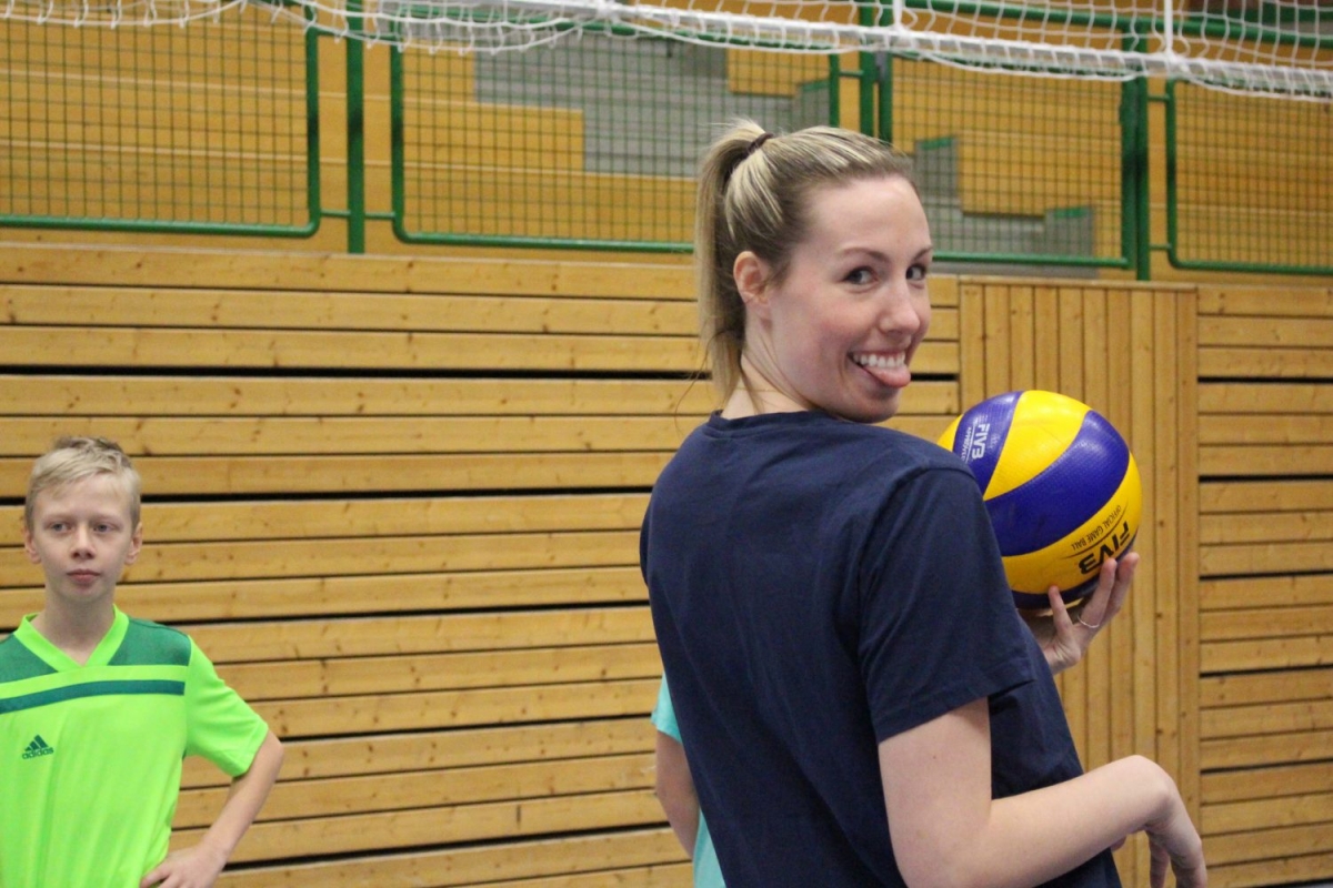 Projekt Volleyball macht Schule: Taylor Bruns . Wolfsgrube Suhl 11.02.2019