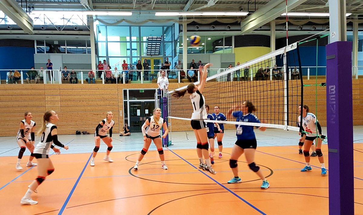 Volleyball Regionalliga Ost: SWE Volley-Team 2 : VfB 91 Suhl 2 (2:3) . Sportgymnasium Erfurt . 15.09.2018 (Foto: Michael Panse)