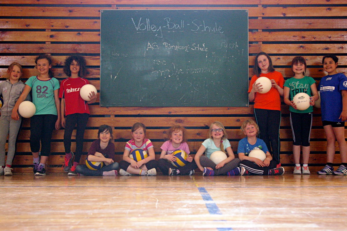 Volley-Ball-Schule . Ringberg-Schule Suhl AG Sport 2014-15